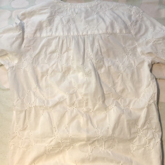 LOFT - White button up V-neck blouse - Picture 6 of 6